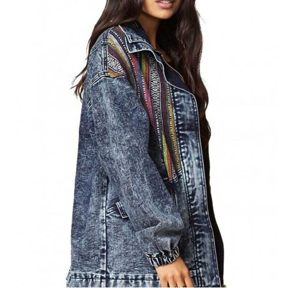 Rare Forever 21 Southwestern Aztec Denim Jacket | Vintage Wash, Oversized Medium - Picture 2 of 10